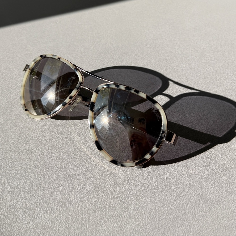 Henri Bendel Black and Cream Sunglasses